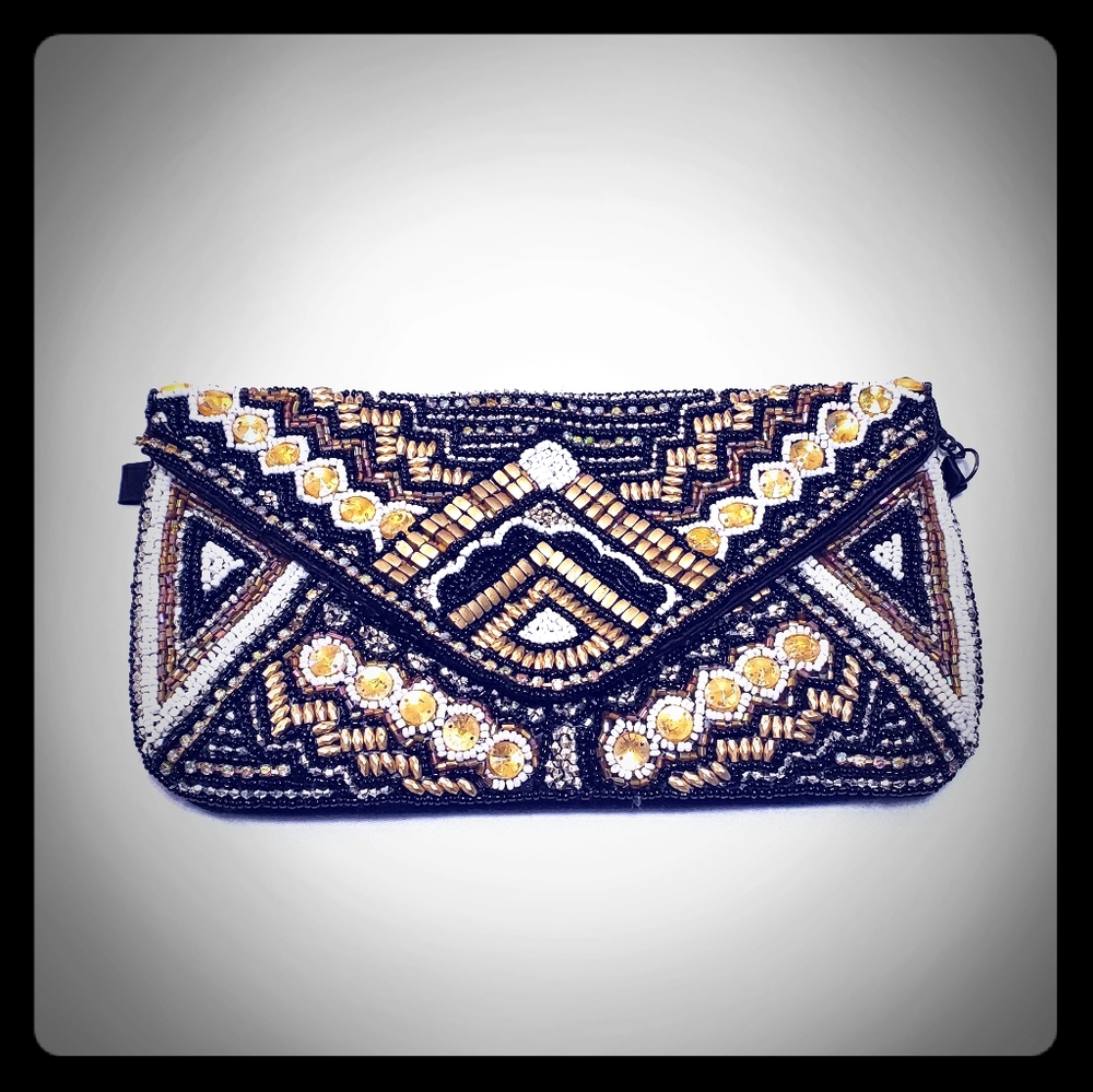 Geometric beaded clutch purse